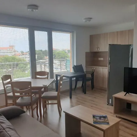Neven Apartmán *